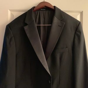 Tuxedo (Black)